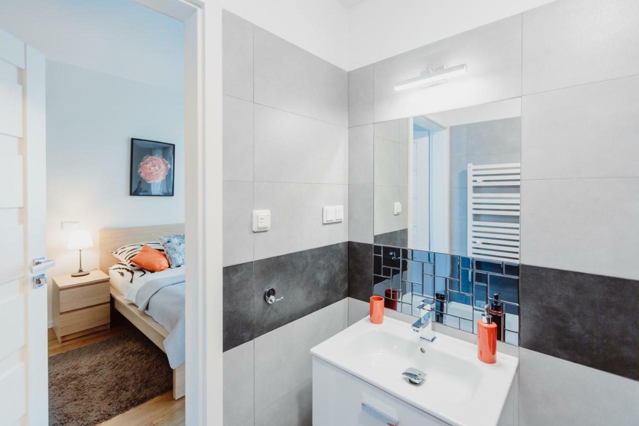 Garden Apartment Krakow Ngoại thất bức ảnh