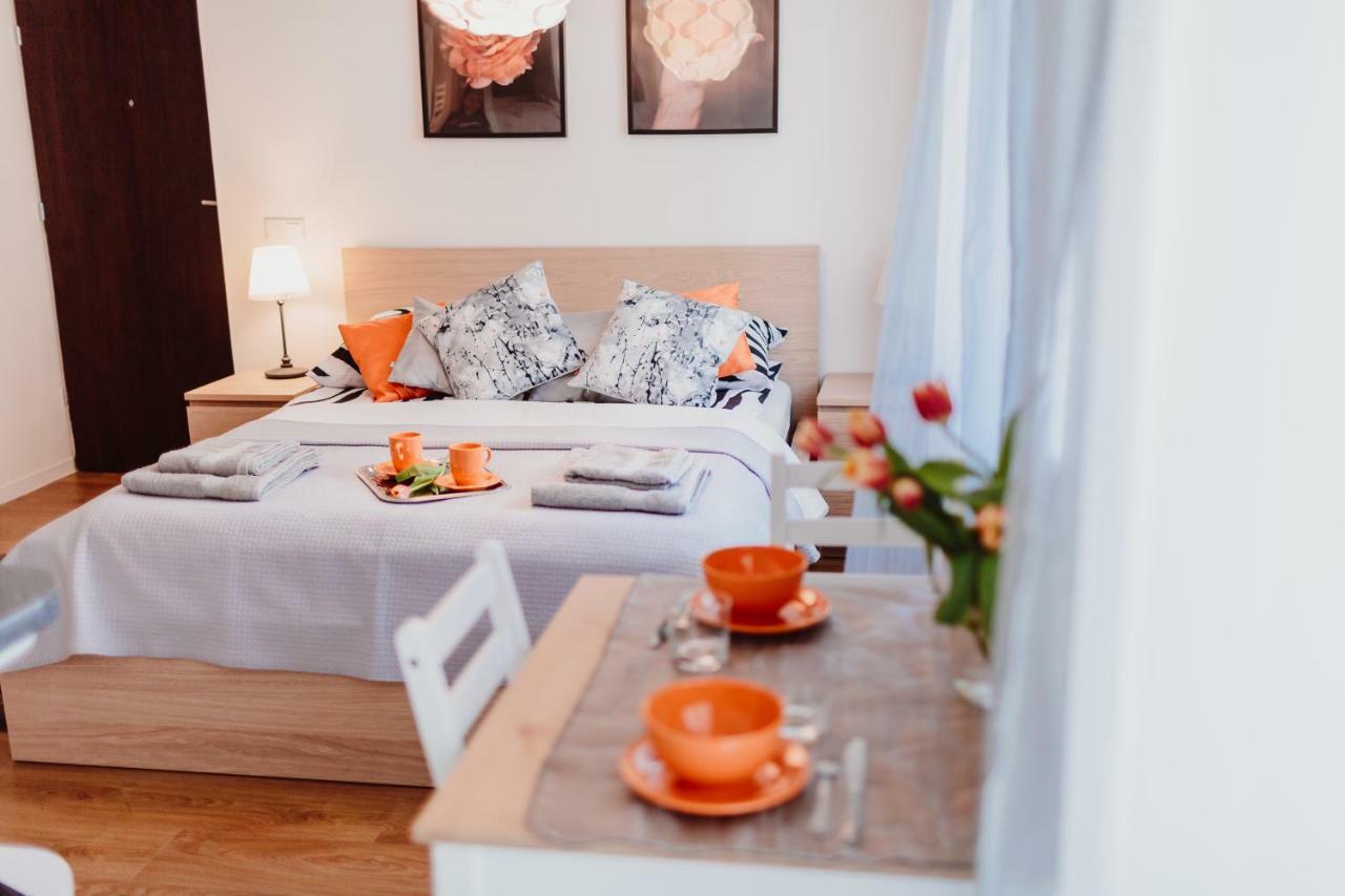 Garden Apartment Krakow Ngoại thất bức ảnh